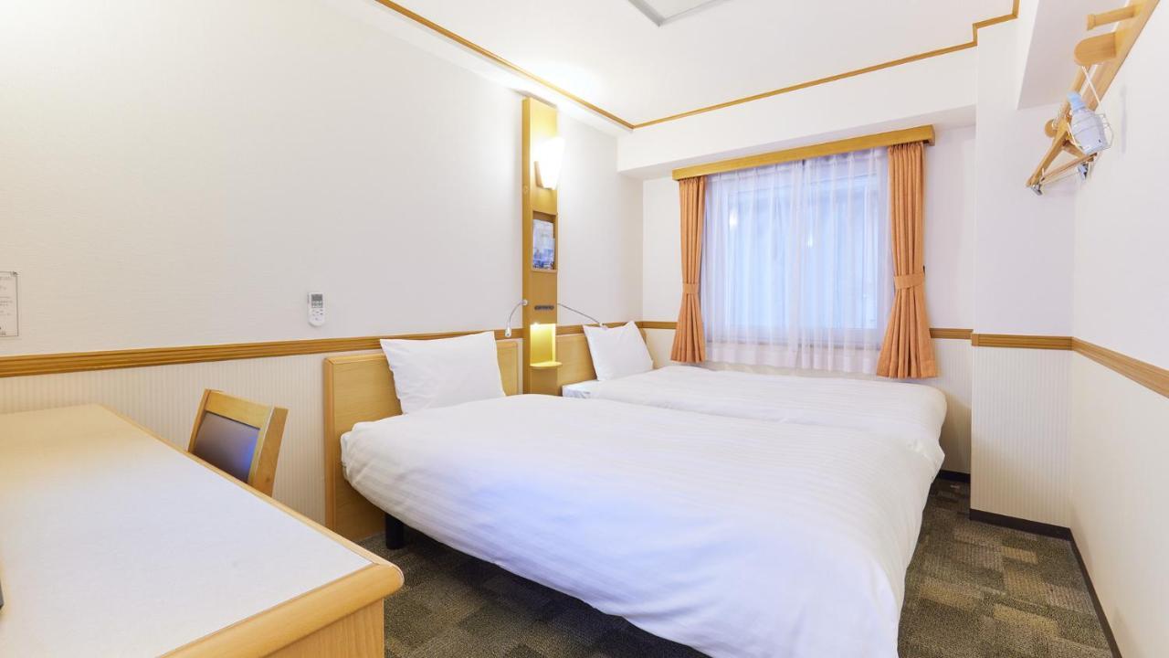 Toyoko Inn Osaka Jr Noda Ekimae Exterior photo