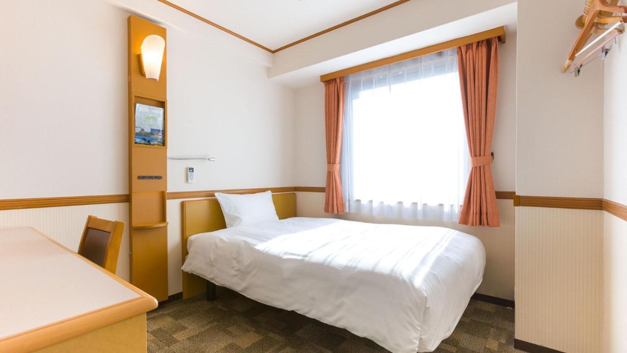 Toyoko Inn Osaka Jr Noda Ekimae Exterior photo