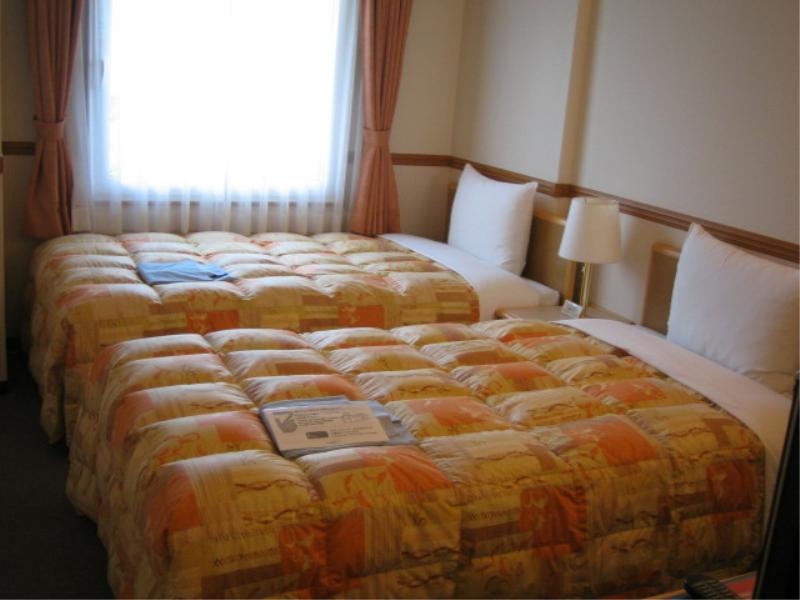 Toyoko Inn Osaka Jr Noda Ekimae Exterior photo